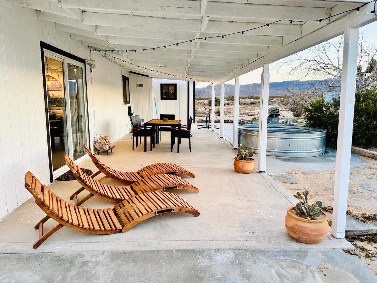 Ravens Nest Ranch, Fire Pit , Views, Near Jt Park! Villa Joshua Tree Exterior foto