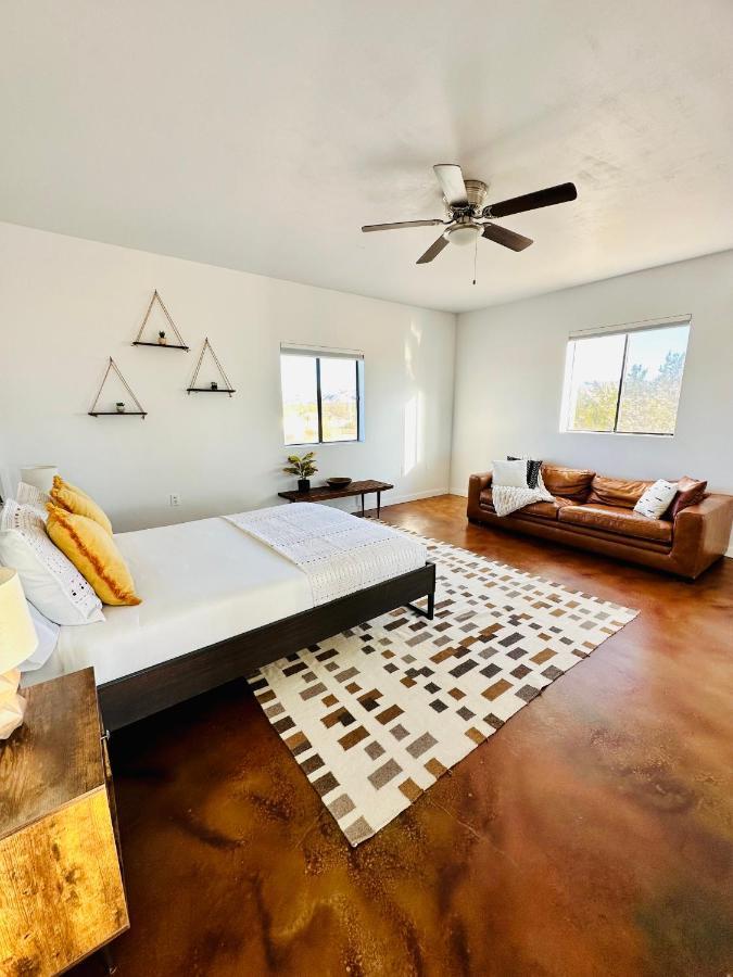 Ravens Nest Ranch, Fire Pit , Views, Near Jt Park! Villa Joshua Tree Exterior foto
