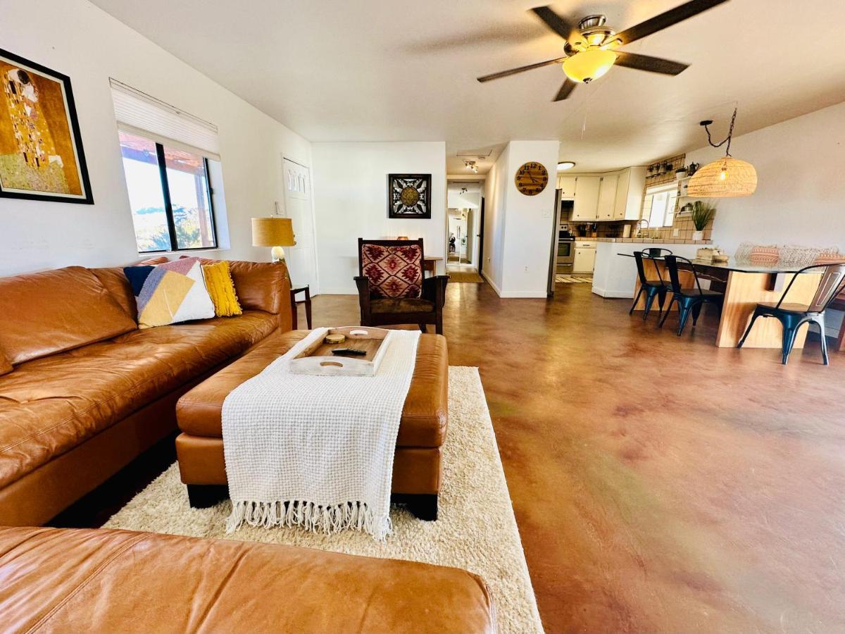 Ravens Nest Ranch, Fire Pit , Views, Near Jt Park! Villa Joshua Tree Exterior foto