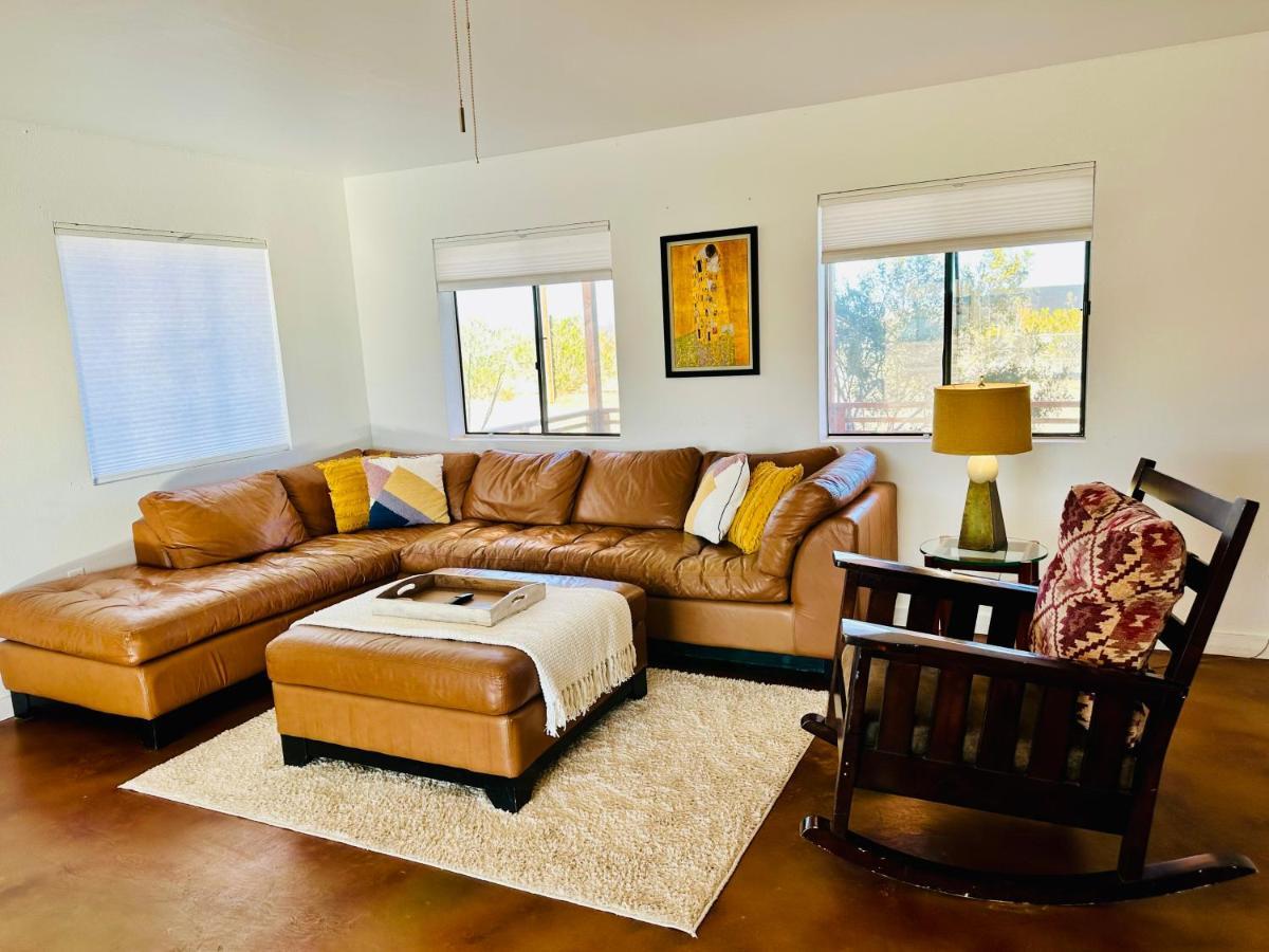 Ravens Nest Ranch, Fire Pit , Views, Near Jt Park! Villa Joshua Tree Exterior foto