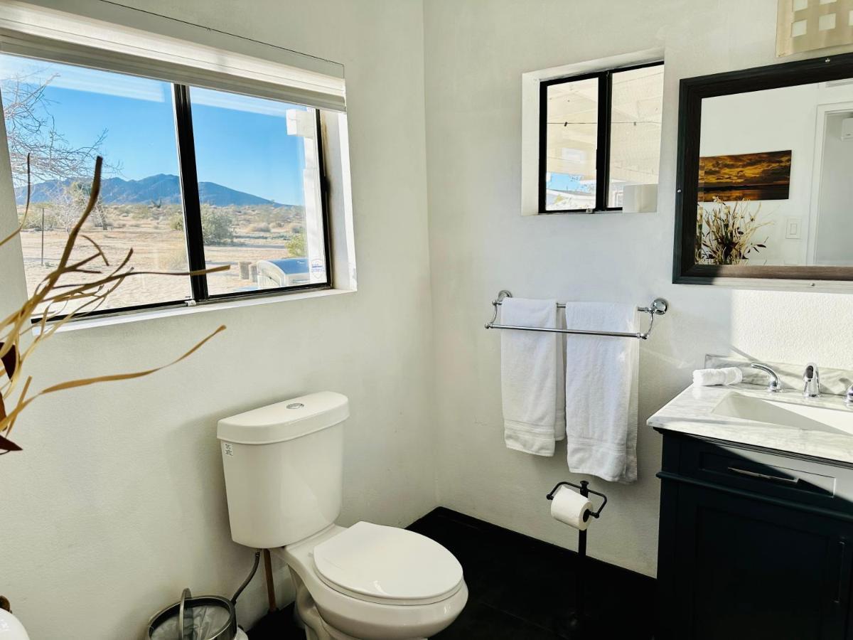 Ravens Nest Ranch, Fire Pit , Views, Near Jt Park! Villa Joshua Tree Exterior foto